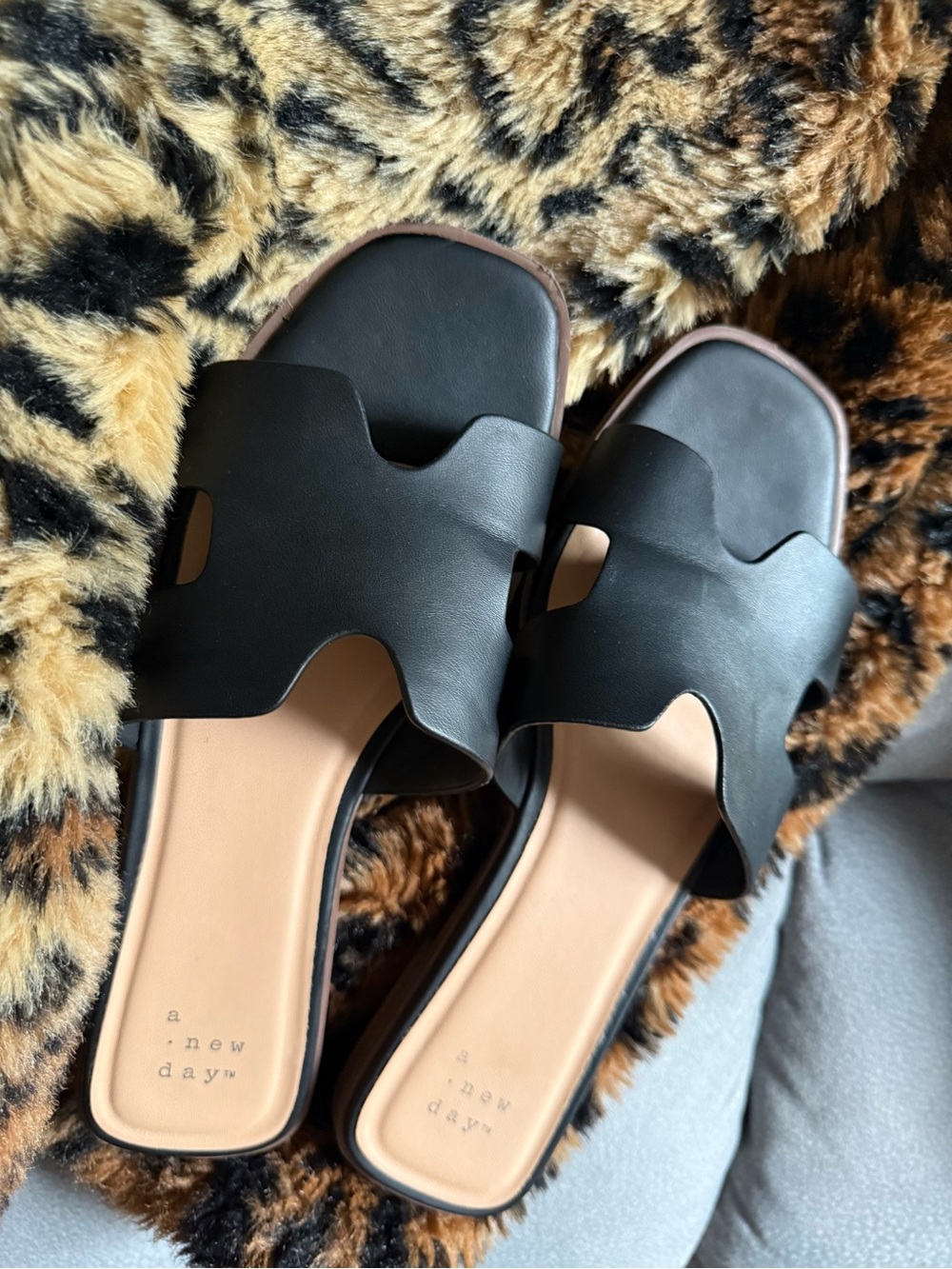 a new day Black Cutout Slide Sandals 🖤